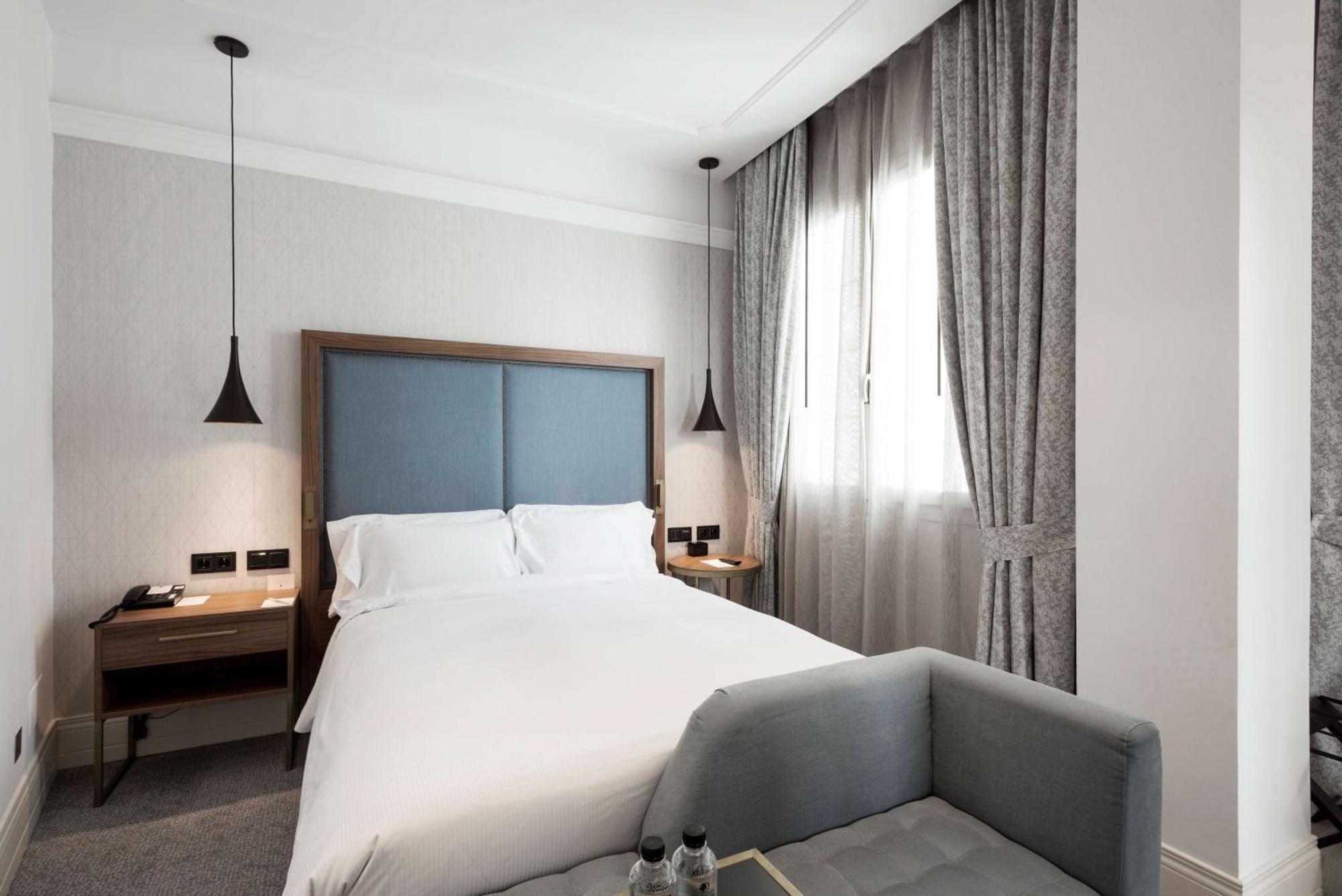 Hotel Doubletree By Hilton Madrid-prado Madri