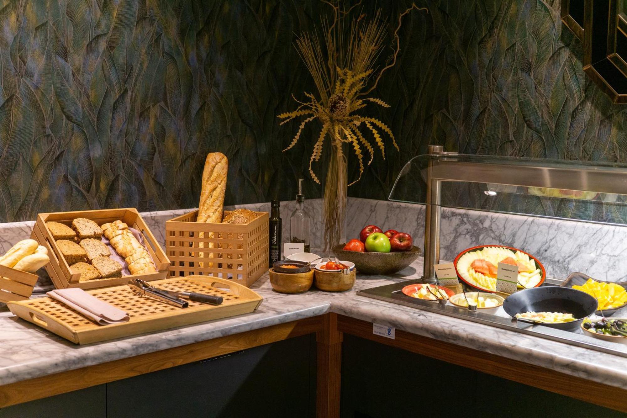 Doubletree By Hilton Madrid-prado Madri